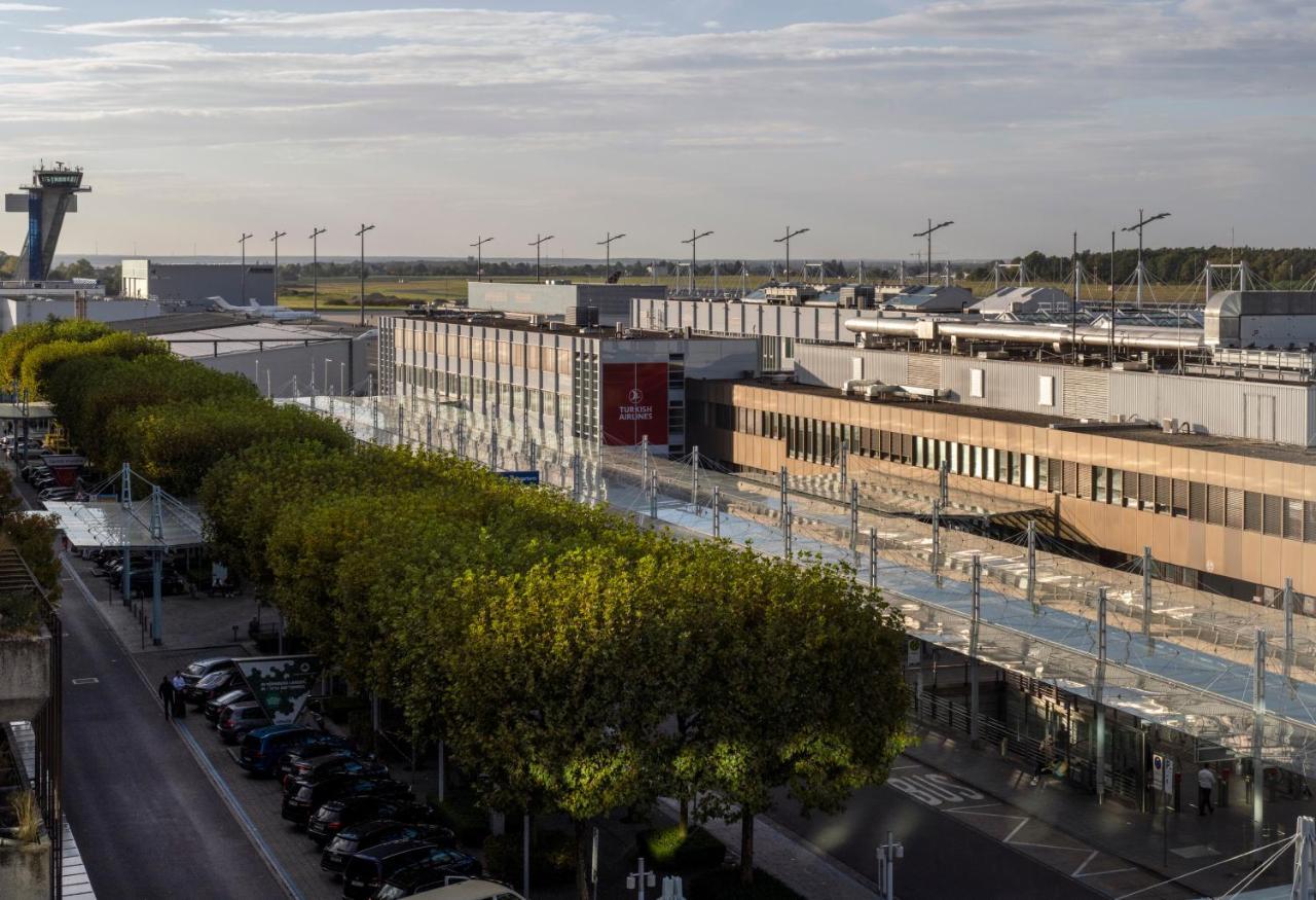 Moevenpick Hotel Nuernberg Airport Ngoại thất bức ảnh