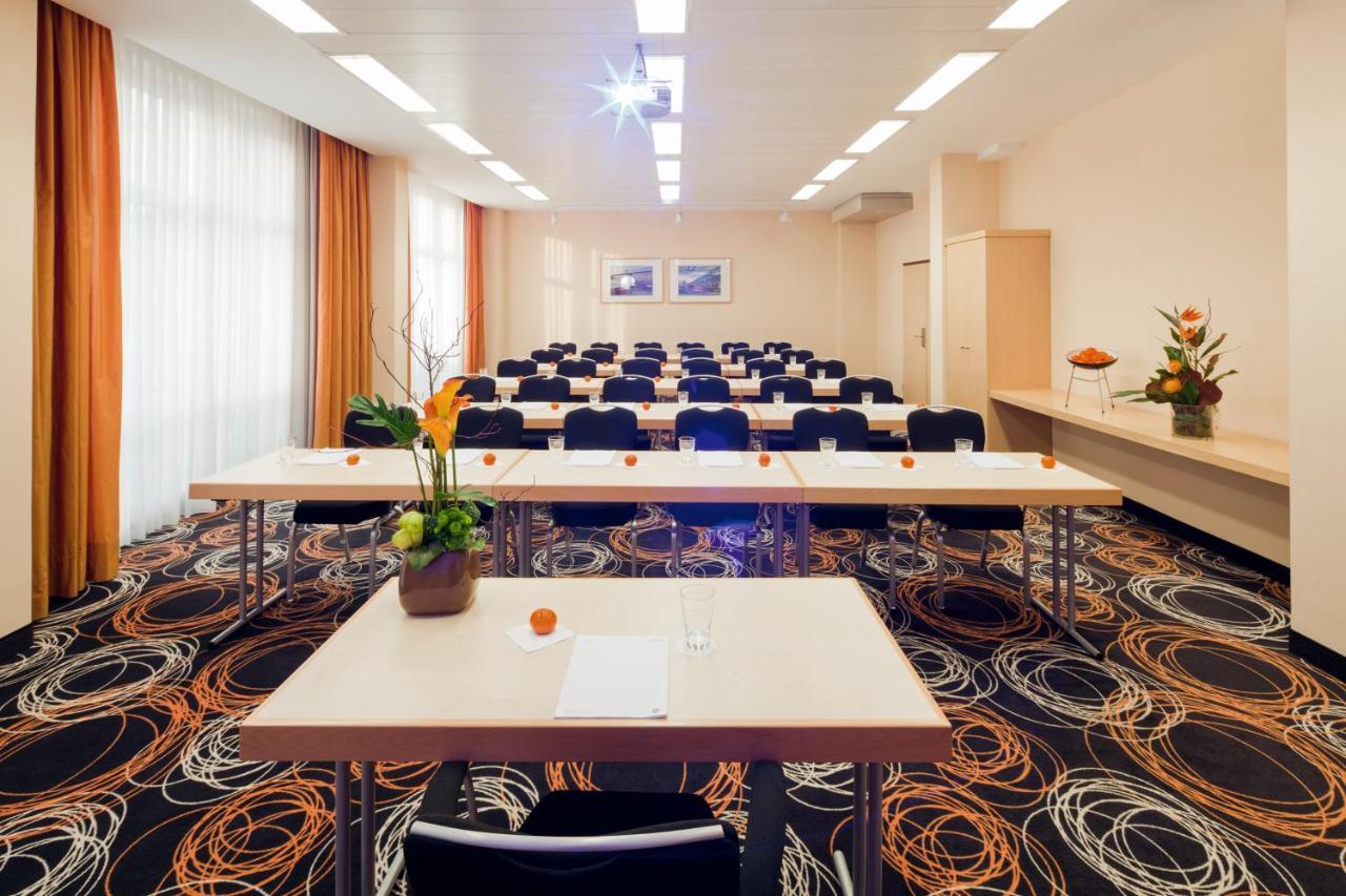 Moevenpick Hotel Nuernberg Airport Ngoại thất bức ảnh