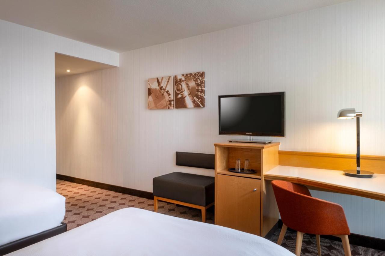 Moevenpick Hotel Nuernberg Airport Ngoại thất bức ảnh